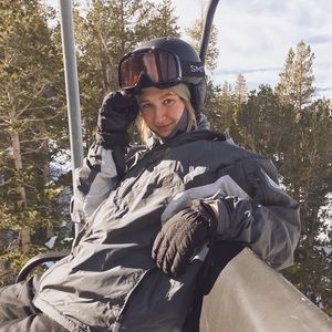 Meet your Posher, Valerie